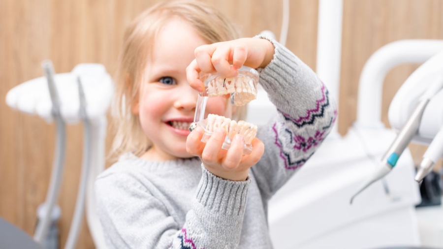 5 ważnych rzeczy, o których rodzice powinni wiedzieć o stomatologii dziecięcej