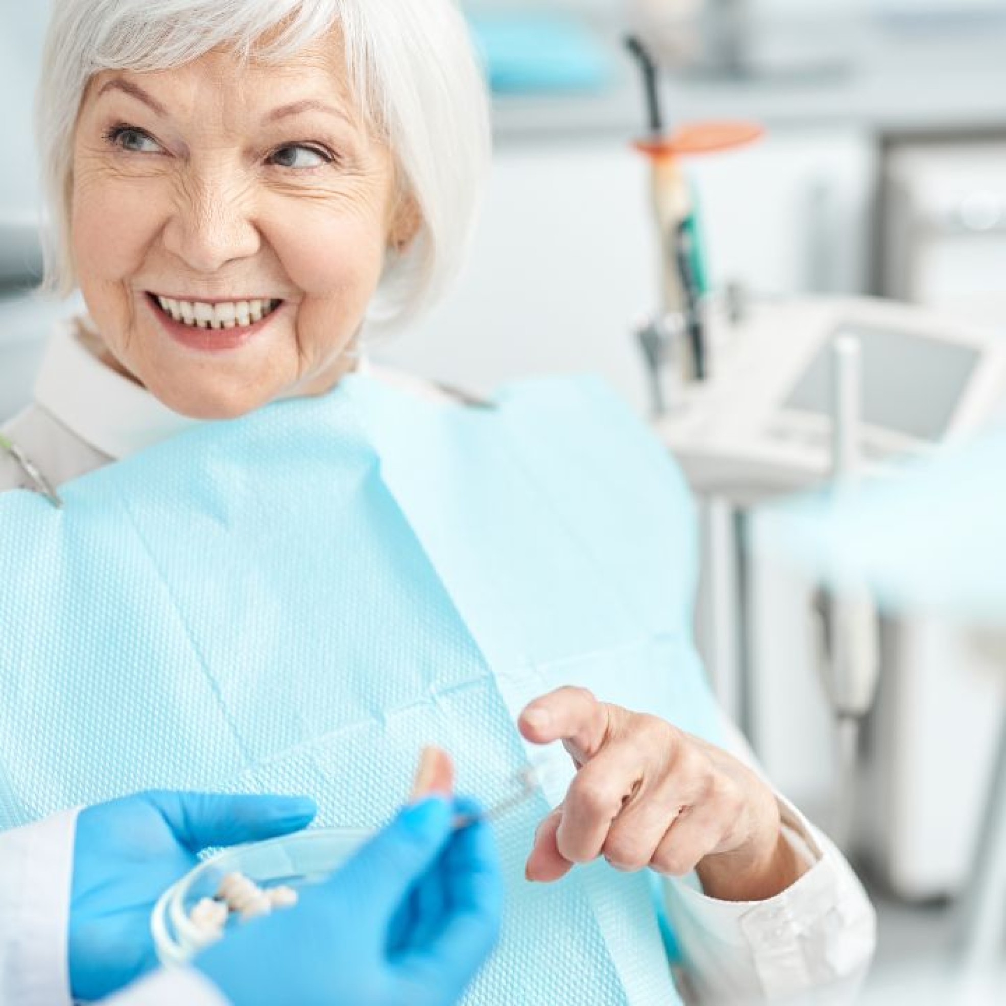 Nowoczesne rozwiązania w stomatologii: protezy stomatologiczne na implantach