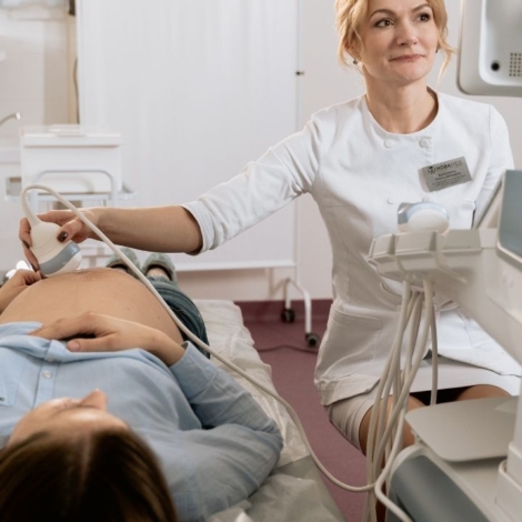Porady dla kobiet przed badaniem USG ginekologicznym i położniczym: co warto wiedzieć?