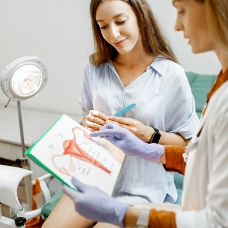 Poradnik dla kobiet: Co warto wiedzieć przed pierwszą wizytą u ginekologa